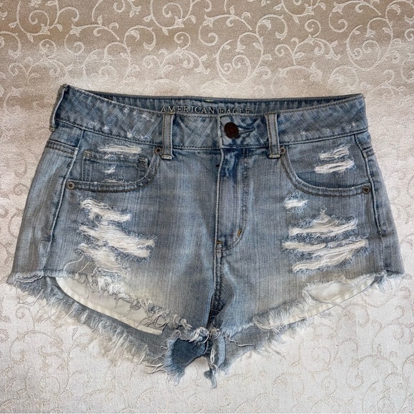 American Eagle Distressed Denim Shorts Size 4 - Picture 6 of 14